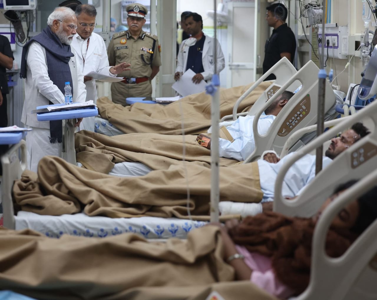 Prime Minister Narendra Modi Visits LNJP Hospital to Meet Victims of Delhi Blast